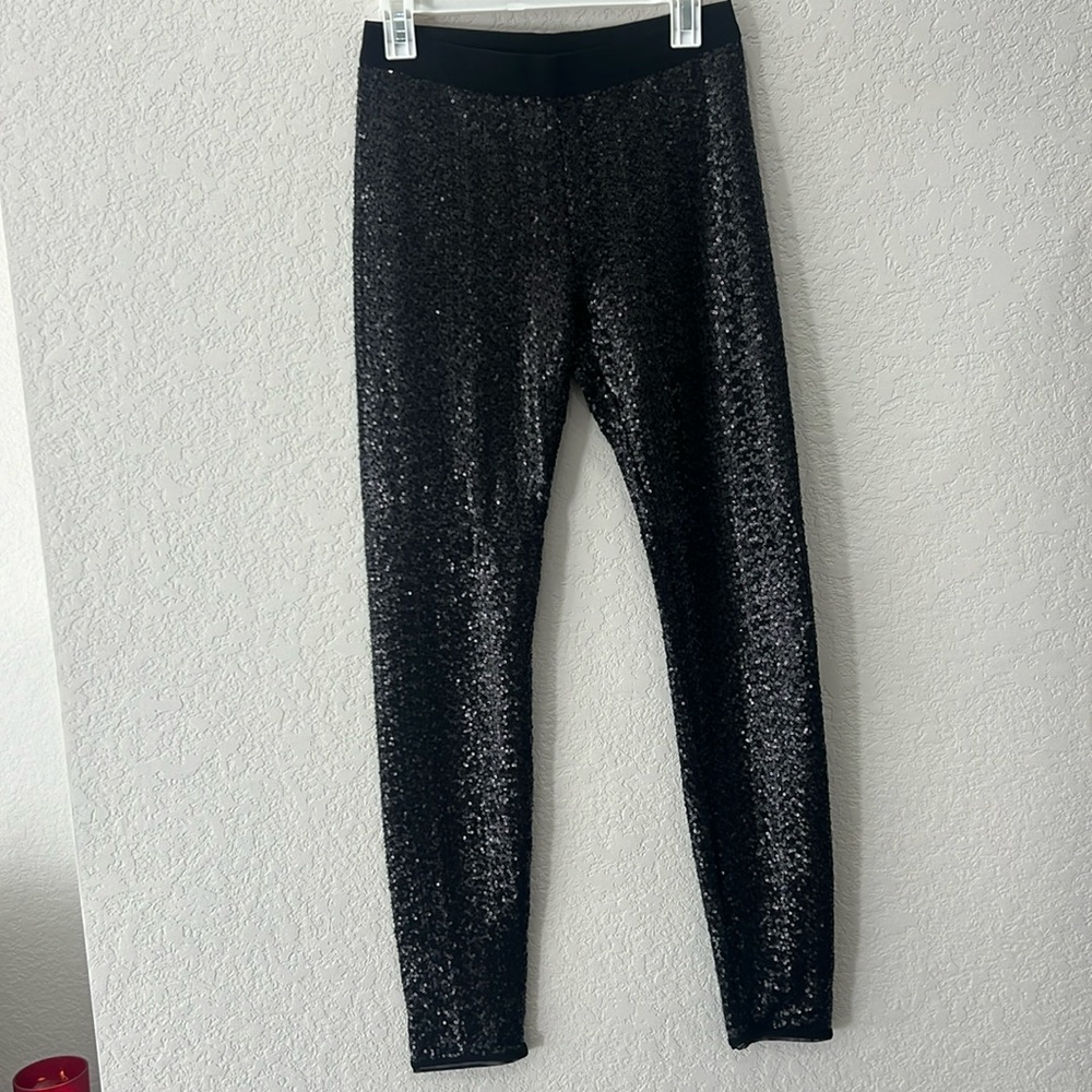 Womens’s size medium Bisou Bisou black sequin pants with elastic waist